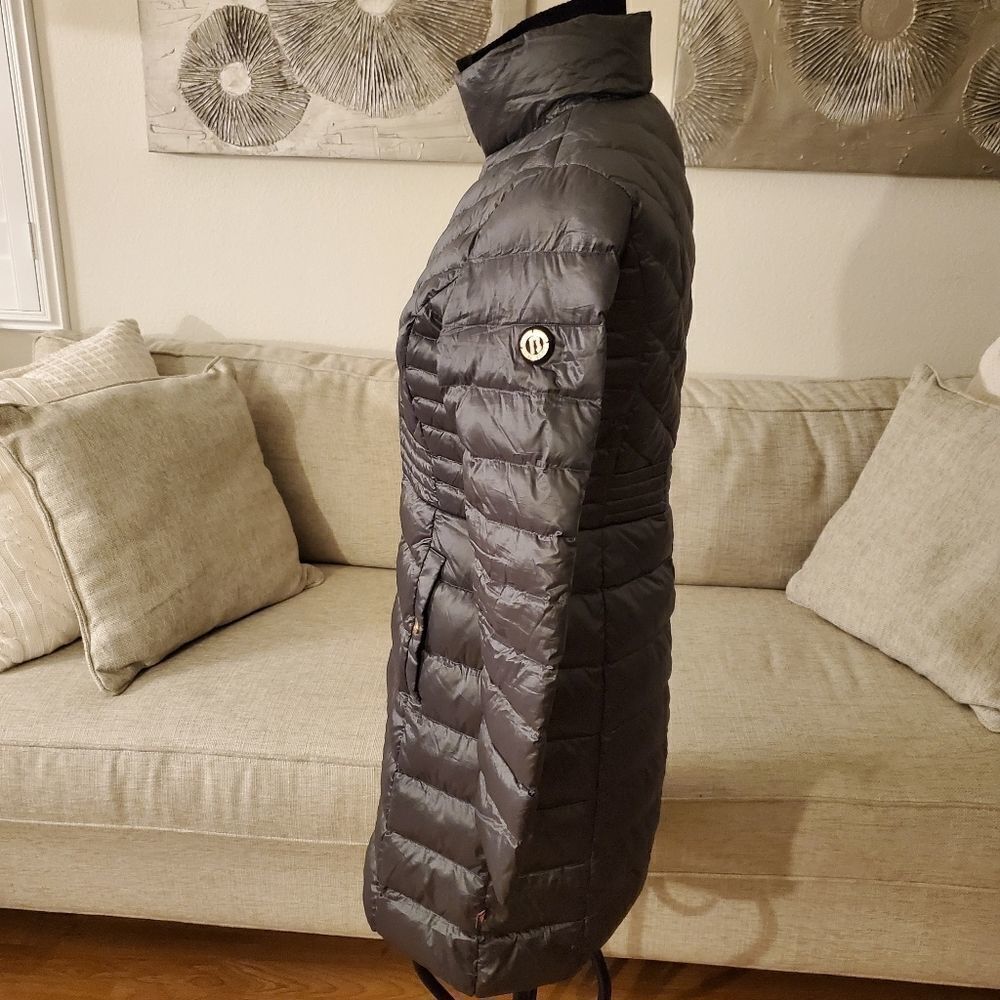 Bernardo Packable Down Walker Jacket - Picture 5 of 13